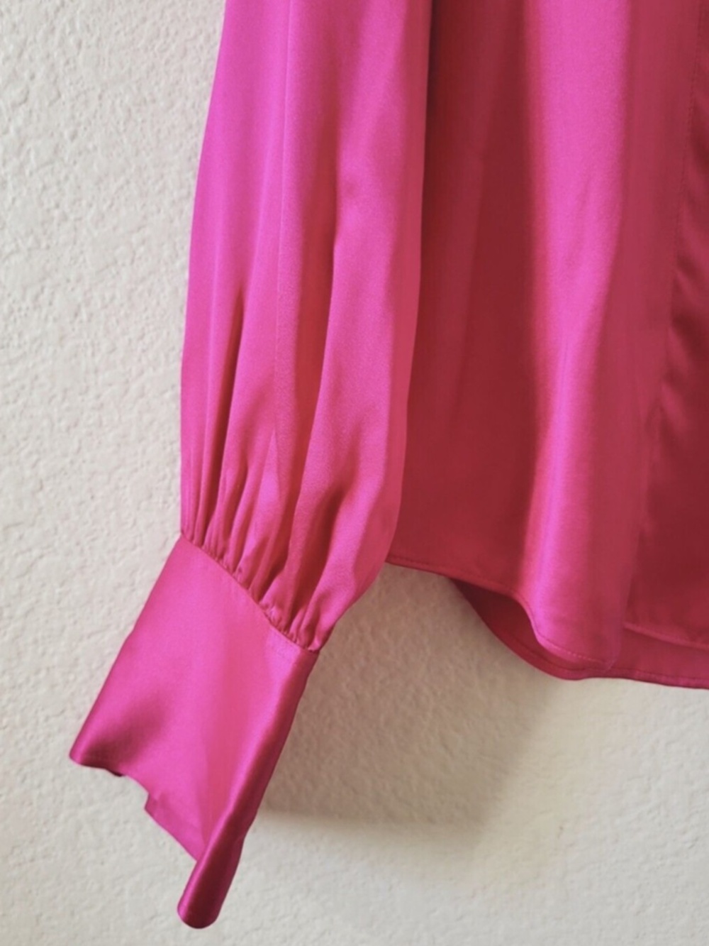 $398 Unworn Frame Silk Femme Shirt in Magenta - Picture 5 of 13